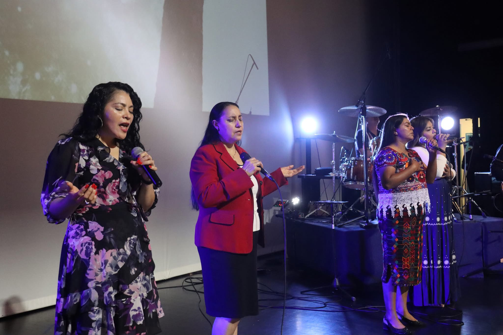 Danza con panderetas